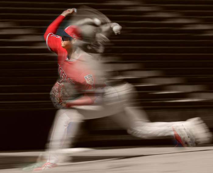 ohtani-blur-preview.jpg